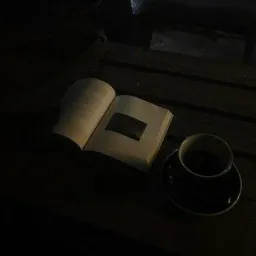 شعار قناة حكاوي - إسلام مظهر