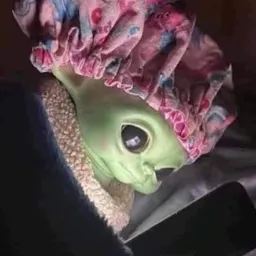 شعار قناة صارحوني ☝.