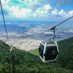 شعار فرص عمل وخدمات في بورصة