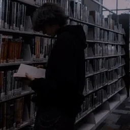 شعار قناة الحبُّ فِعلٌ يُرى لا كلمةٌ تُقال